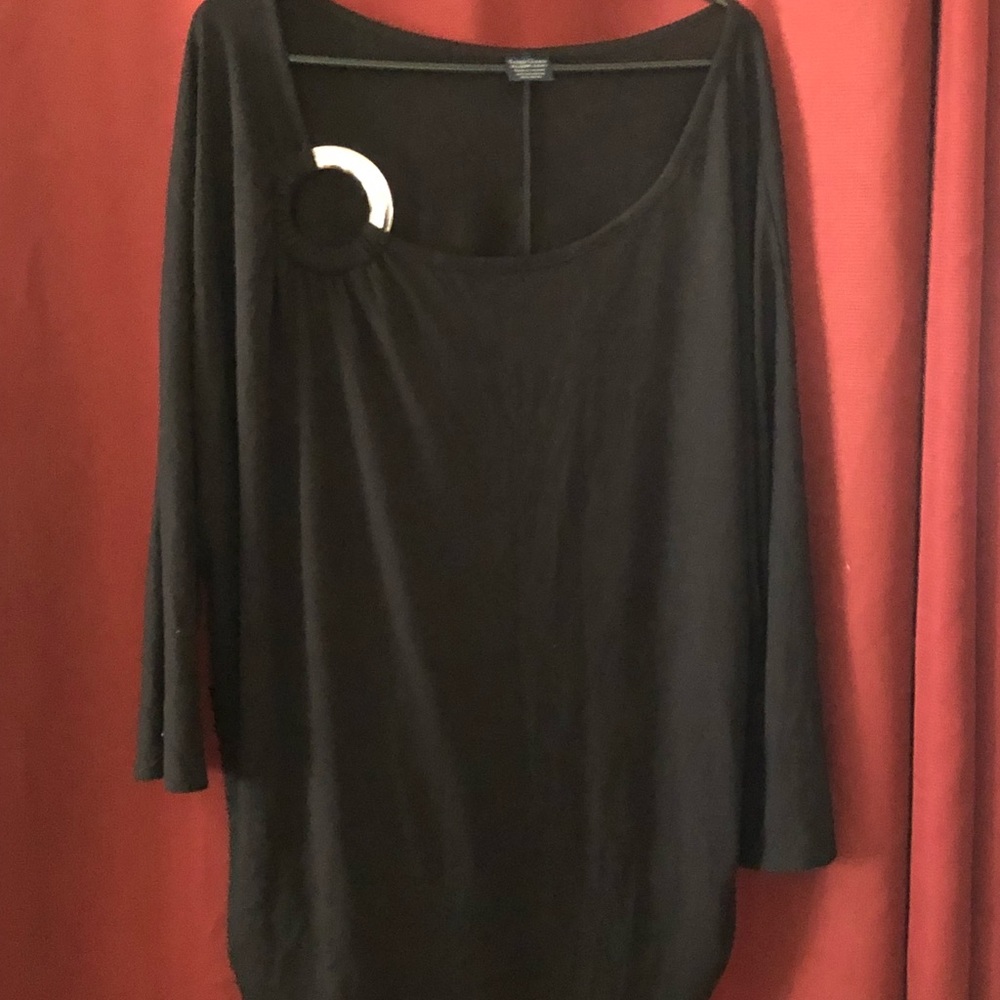 LONG SLEEVE BLACK SHIRT